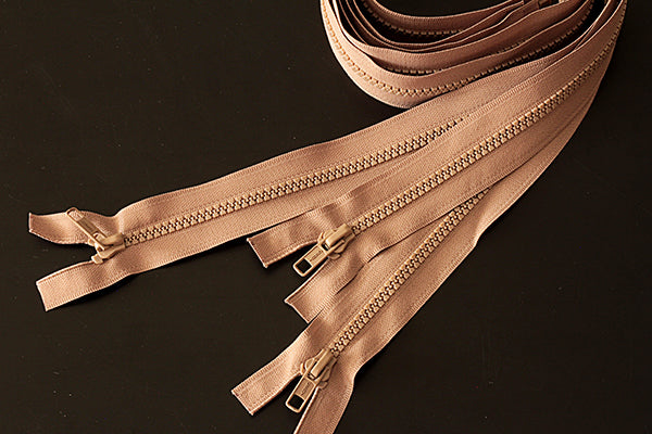 914mm (36 inch) beige chunky open end zip