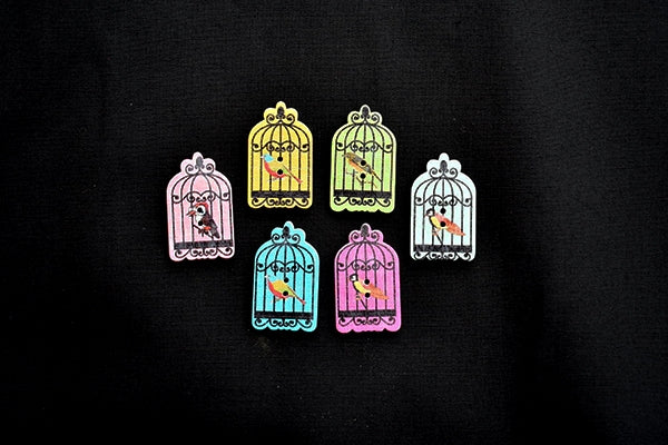 Wooden birdcage buttons
