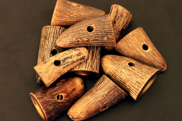 Chunky grooved toggle