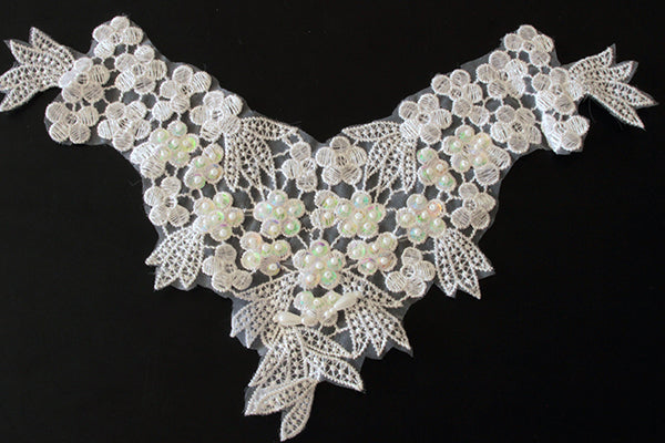 Ivory lace collar