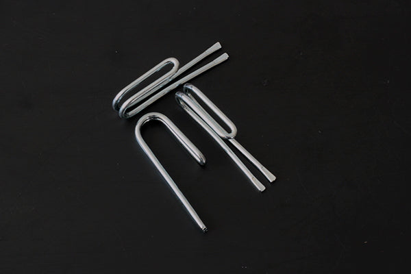 Metal curtain pinch pleat hook