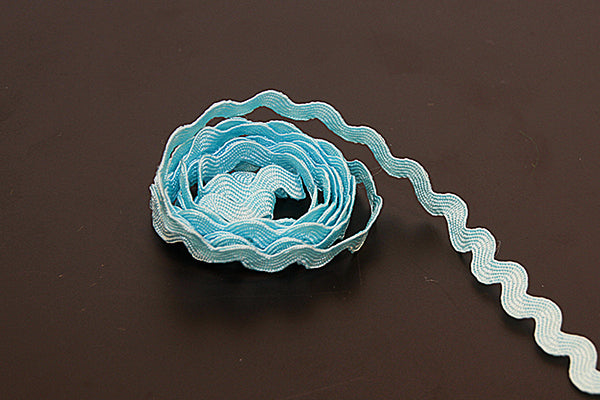 Narrow Ric Rac, pale blue