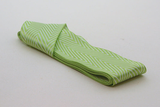 Lime & White Zig Zag