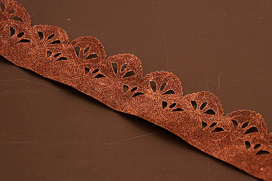 Brown scalloped braid