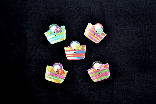 Wooden handbag buttons