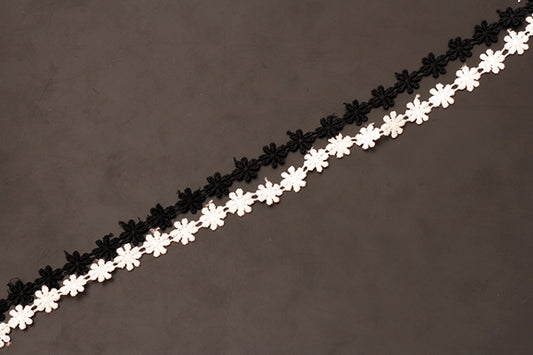 Daisy Lace
