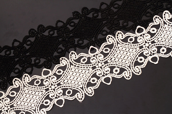 Diamond style cotton lace