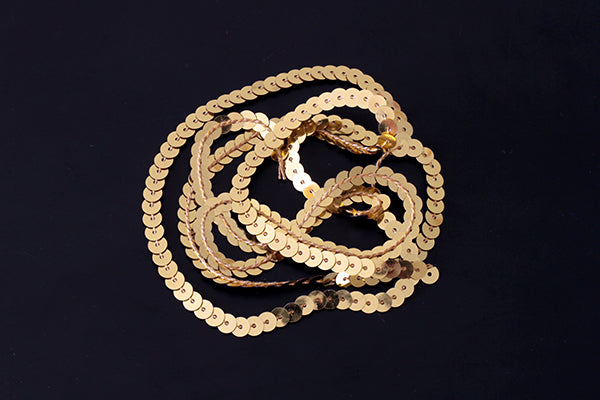 Strung sequin in various colours