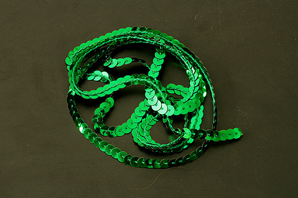 Strung sequin in various colours